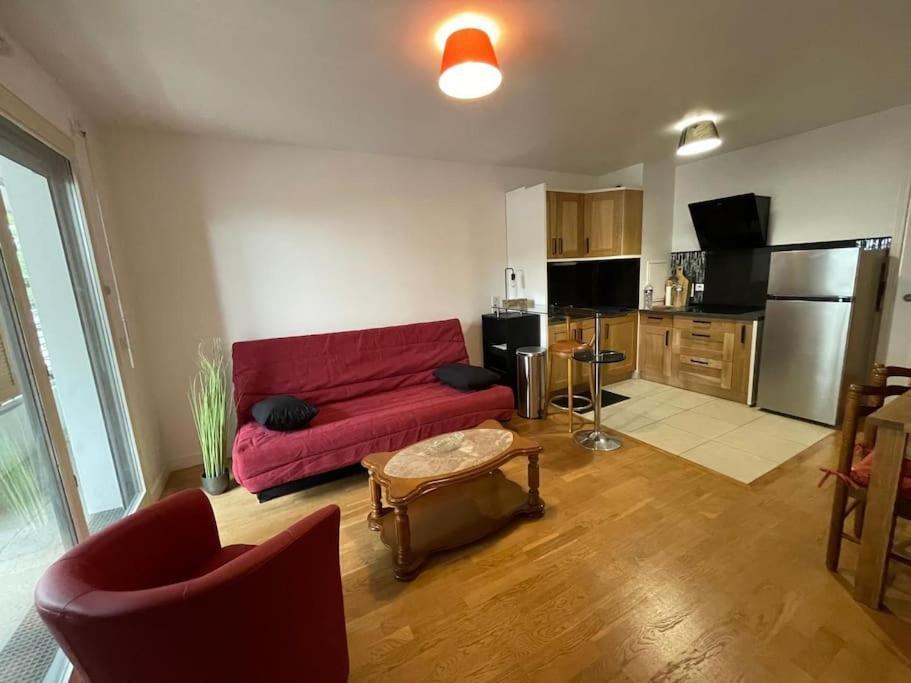 La Citadine, Paris A 10 Minutes Par Le Metro 8 *