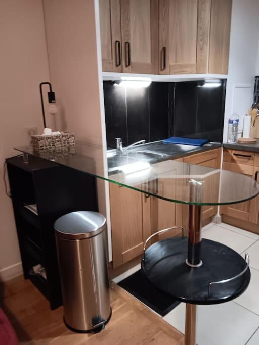 La Citadine, Paris A 10 Minutes Par Le Metro 8 Apartment