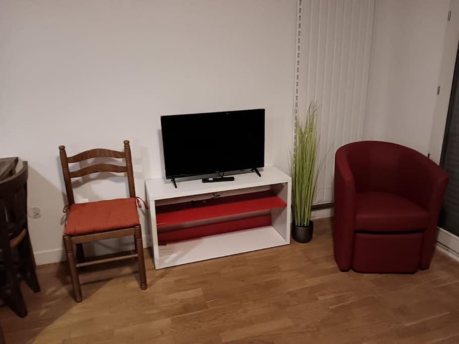La Citadine, Paris A 10 Minutes Par Le Metro 8 Apartment